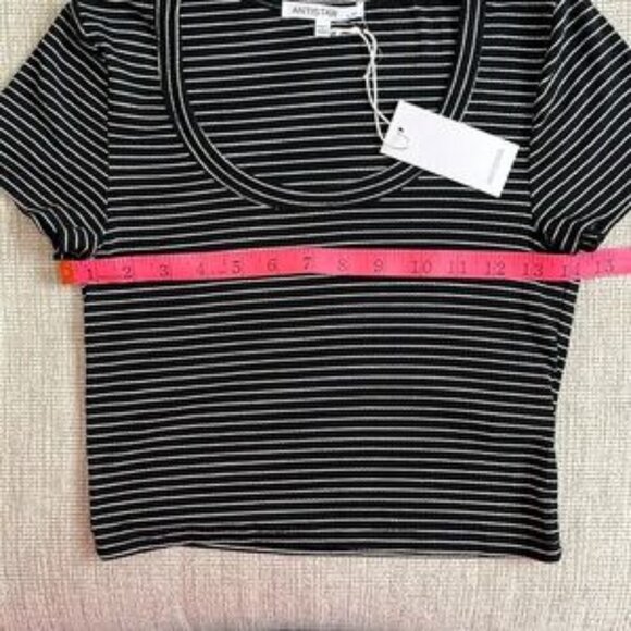 ⭐️ NWT- Antistar striped cropped top- size Medium - Picture 4 of 5
